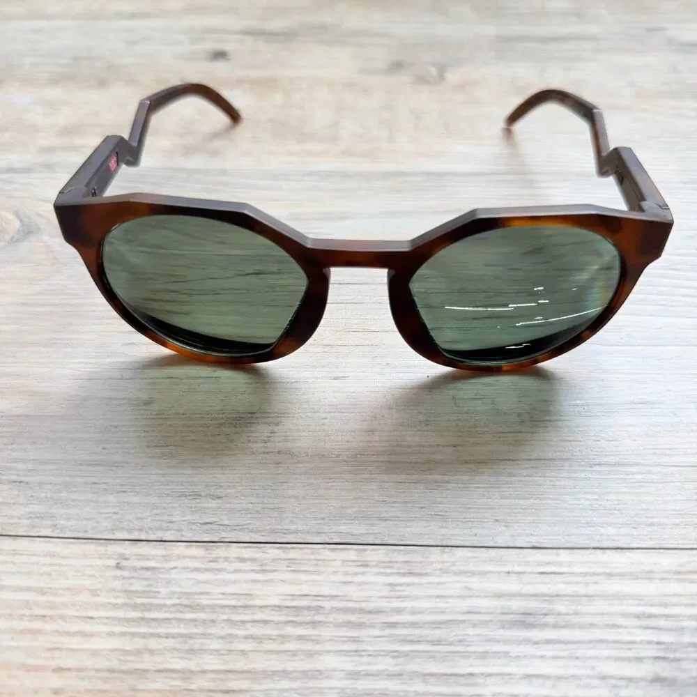 Oakley HSTN OO9242-0552 Tortoise Brown Sunglasses 52mm Frames